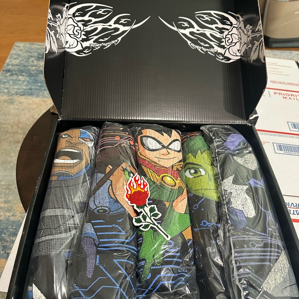 Teen Titans box set Darc sport 3xl